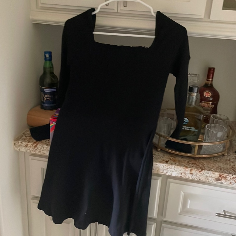 Black long sleeve AEO dress